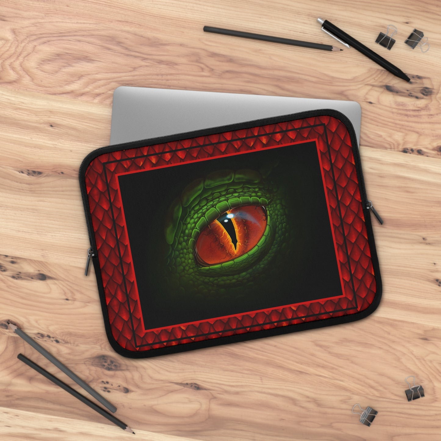 Laptop Sleeve  (Sizes:  13", 15", 17") [Dragons:  Red Scales-Gree Eye-Orange]