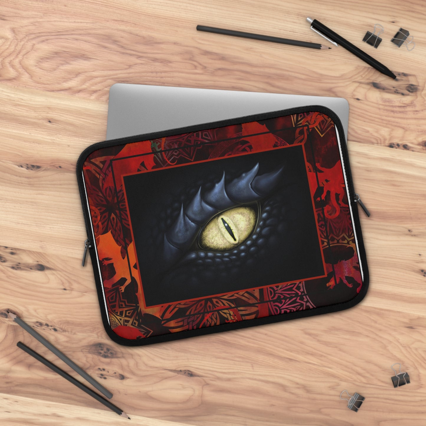 Laptop Sleeve  (Sizes:  13", 15", 17") - [Dragons:  Red Tonal-Black/White Eye]