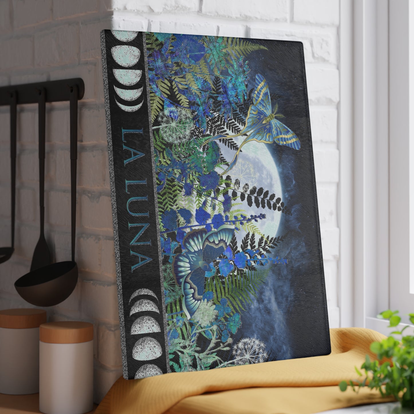 Glass Cutting Board (11"x15"):  La Luna [Border]