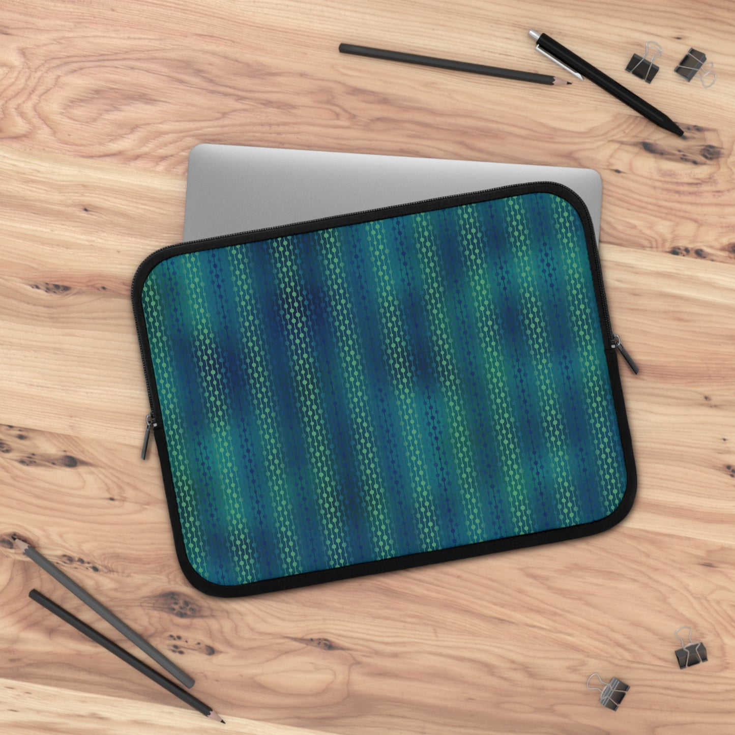 Laptop Sleeve :  (Sizes:  13", 15", 17") [Dot Stripes]