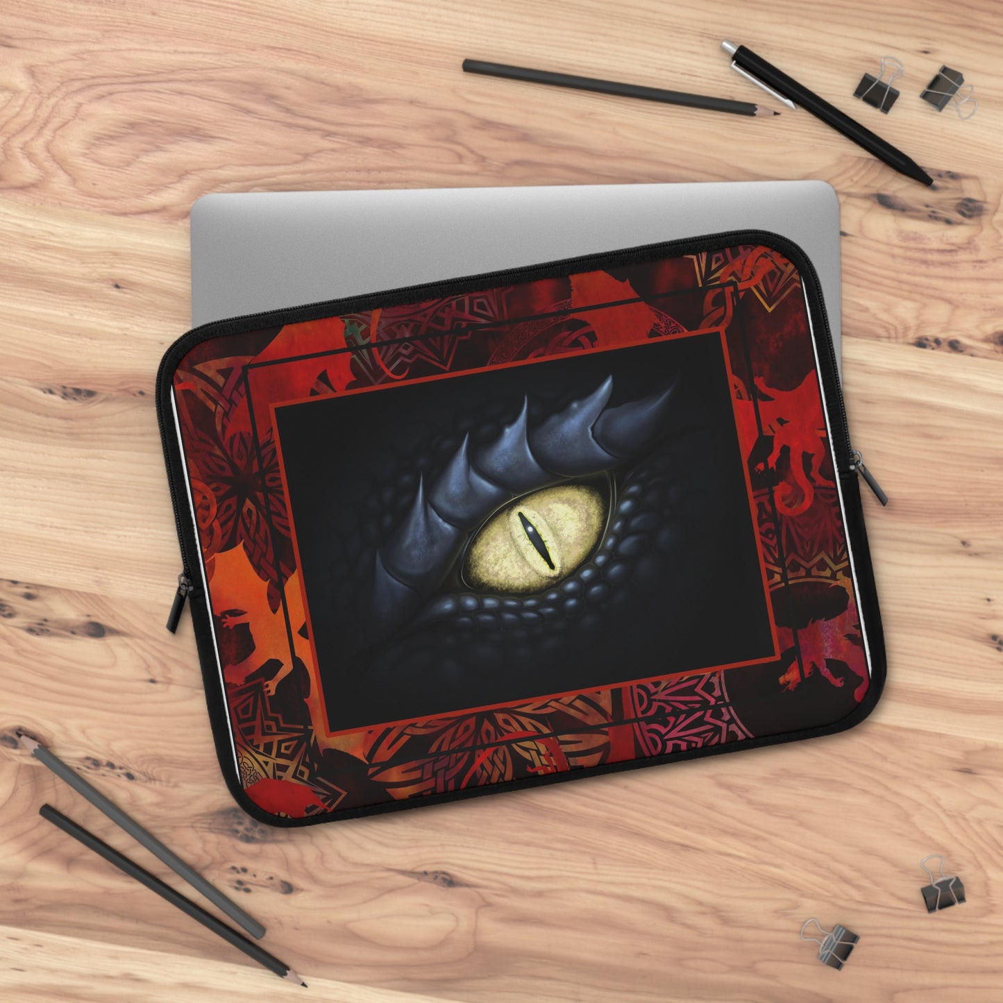 Laptop Sleeve  (Sizes:  13", 15", 17") - [Dragons:  Red Tonal-Black/White Eye]