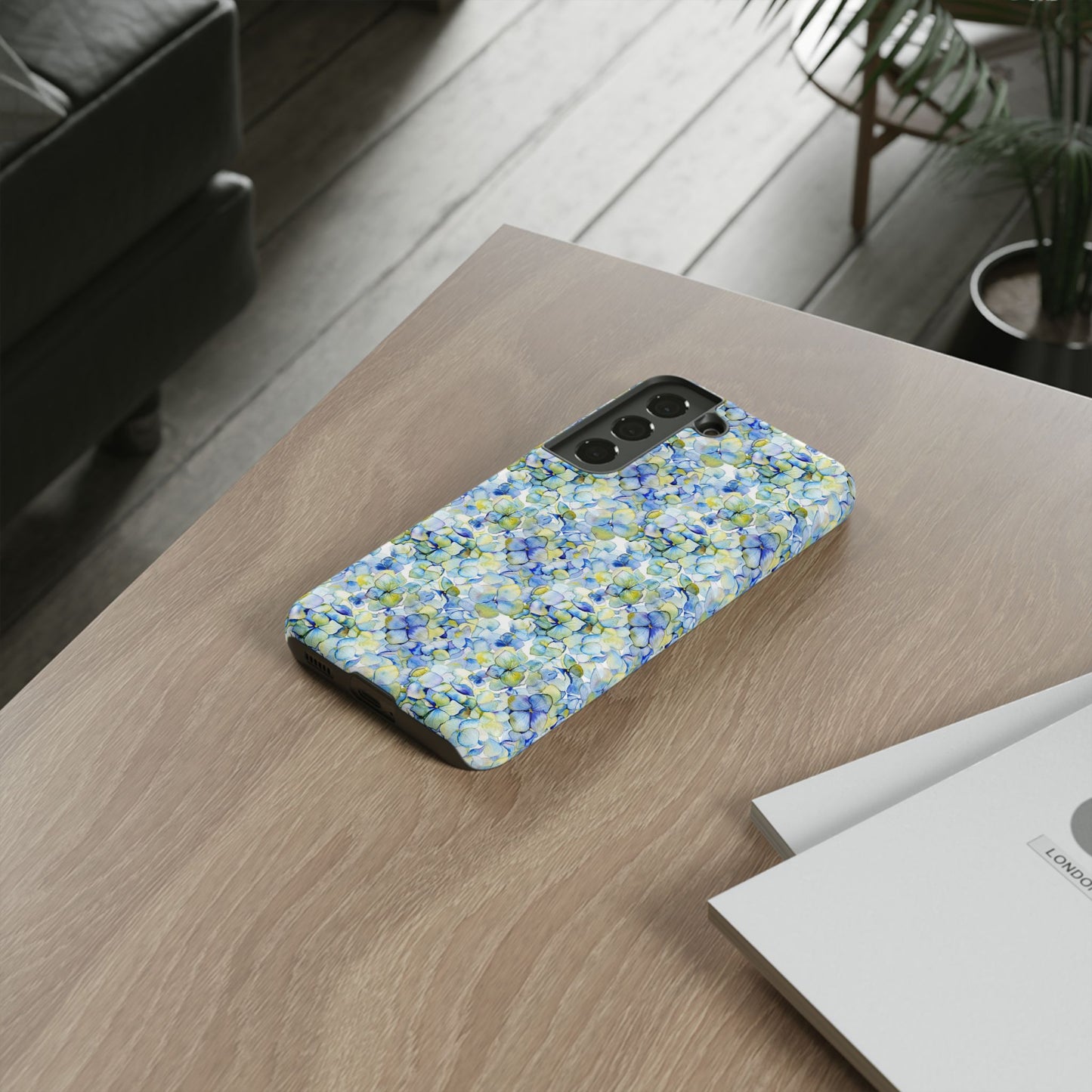 Samsung Galaxy S22 - Tough Case-Phone Case:  Leah [Flower Petals]