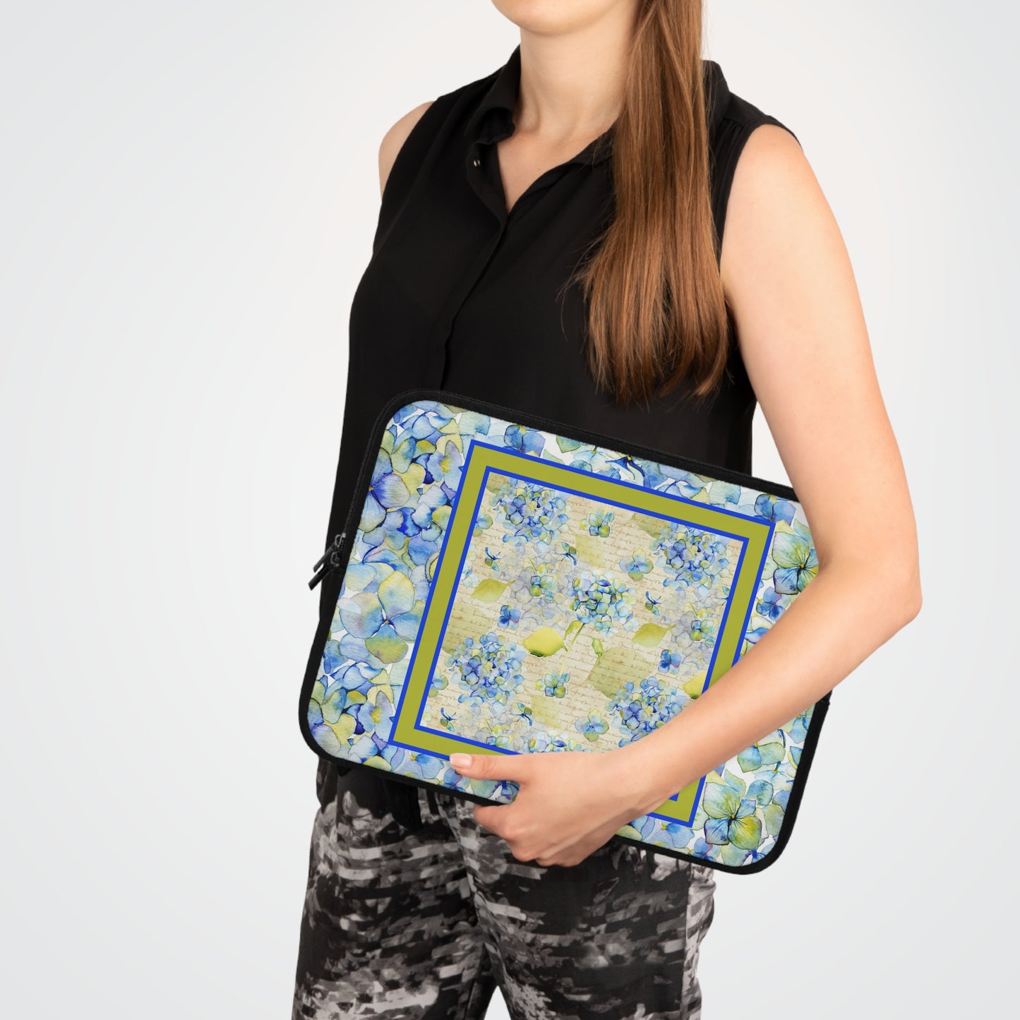 Laptop Sleeve  (Sizes:  13", 15", 17") - "Leah"- From In the Beginning Fabrics