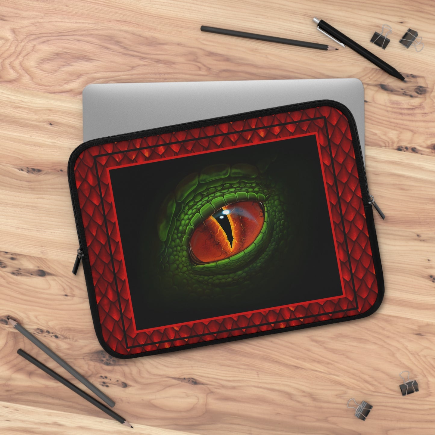 Laptop Sleeve  (Sizes:  13", 15", 17") [Dragons:  Red Scales-Gree Eye-Orange]