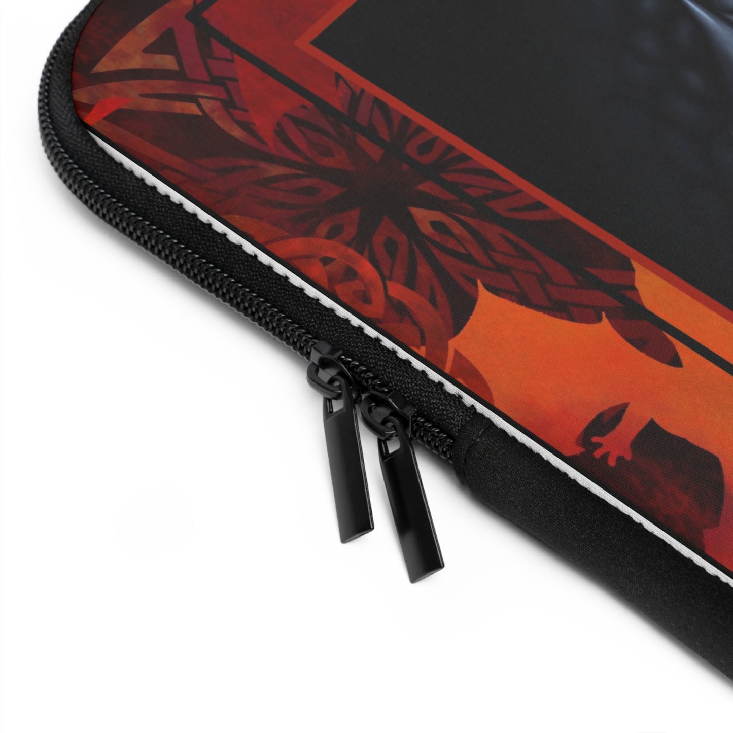 Laptop Sleeve  (Sizes:  13", 15", 17") - [Dragons:  Red Tonal-Black/White Eye]