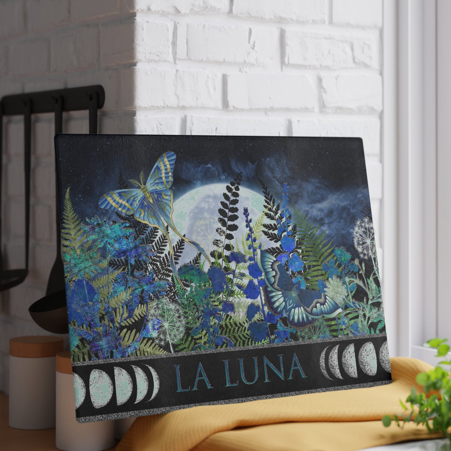 Glass Cutting Board (11"x15"):  La Luna [Border]
